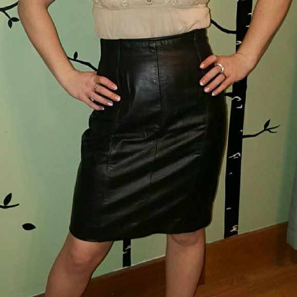 Vintage Wilson's Leather High Waisted Pencil Skirt