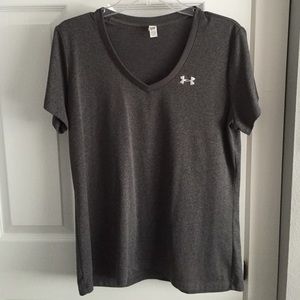 Womens under armour v-neck