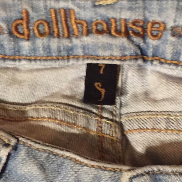 Dollhouse Distressed Jeans - Picture 3 of 4