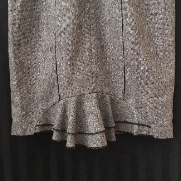 Grey dress - Picture 3 of 4