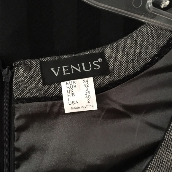 Grey dress - Picture 4 of 4