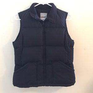 Old Navy Black Puffer Vest