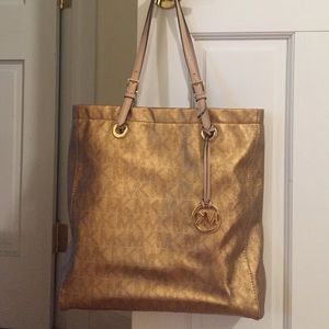 Michael Kors Carry All