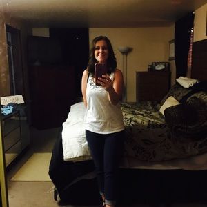 Meet your Posher, Kelly