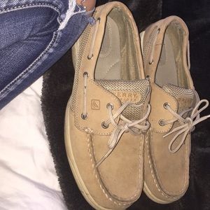 women's sperrys. size 9/12