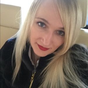 Meet your Posher, Veronika