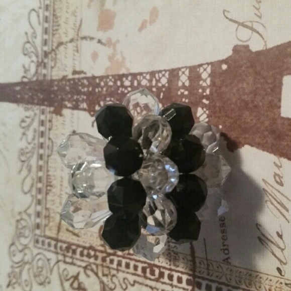 Adjustable beaded ring - Picture 2 of 3
