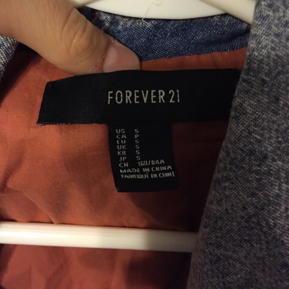 Forever 21 vest - Picture 2 of 3