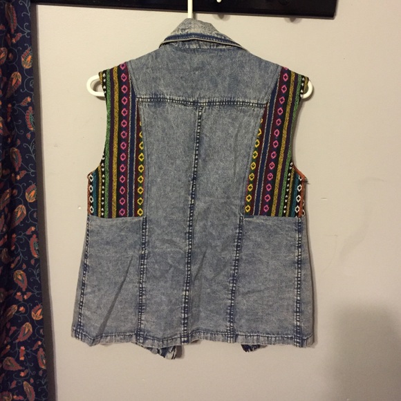 Forever 21 vest - Picture 3 of 3