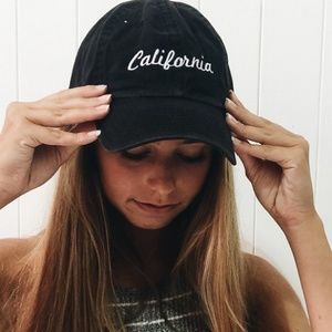 *read below*$5 BRANDY MELVILLE HATS
