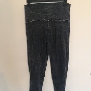 Yoga acid wash leggings