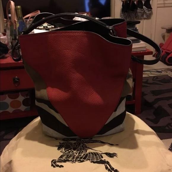 Burberry Susanna Bucket Bag