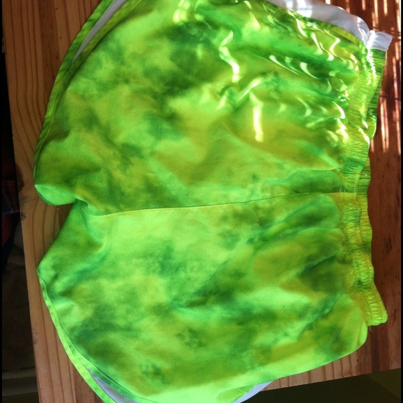 To small - Picture 2 of 4