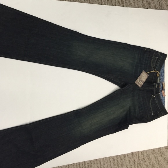 Paige Laurel Canyon dark wash denim
