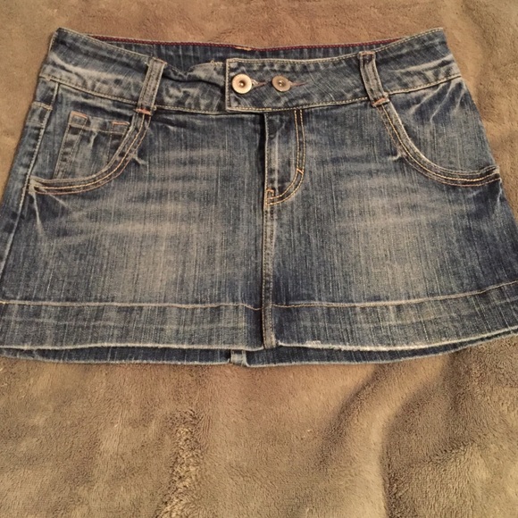 denim skirt