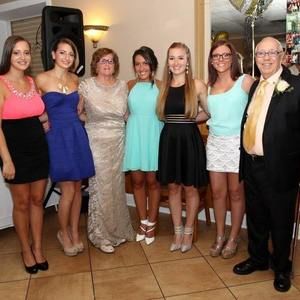 Meet your Posher, Courtney