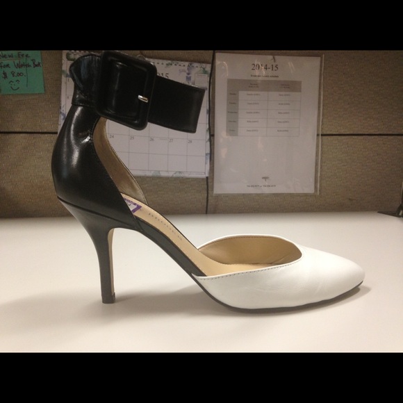 Audrey Brooke high heel two tone pumps