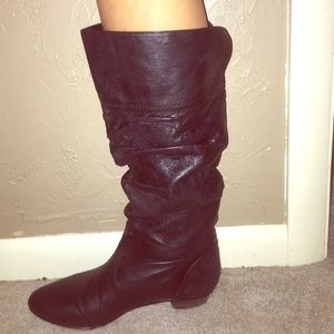 STEVE MADDEN SLOUCHY BOOTS. LOWERED PRICE