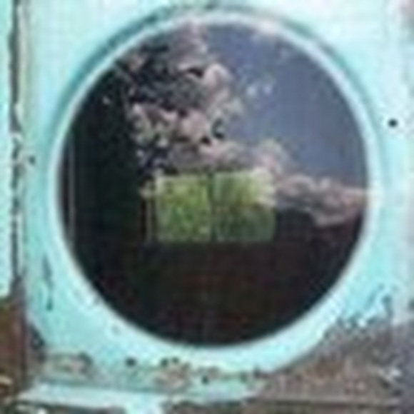 Meet your Posher, Sara ava - Picture 1 of 1