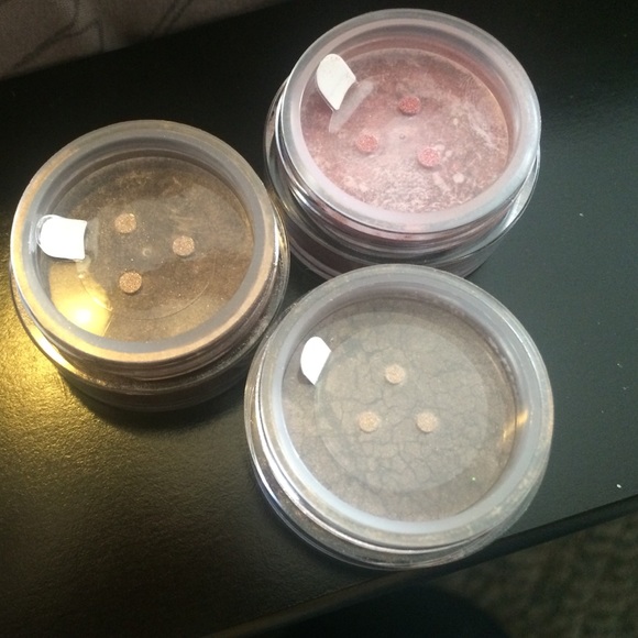 Mica Beauty Cosmetics - Picture 2 of 2