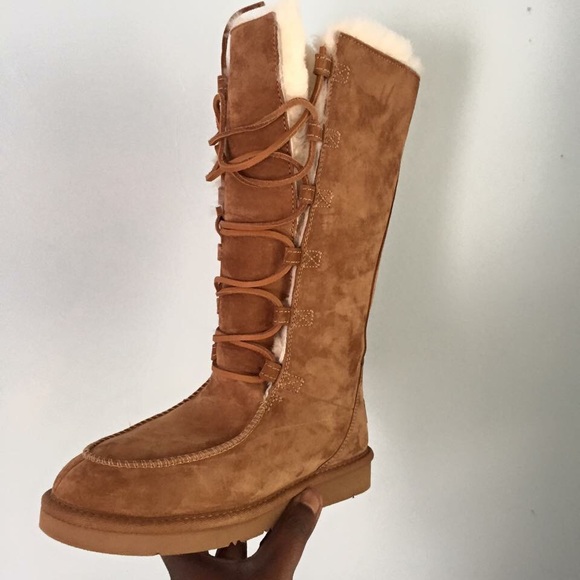 Uggz boots women - Picture 2 of 2