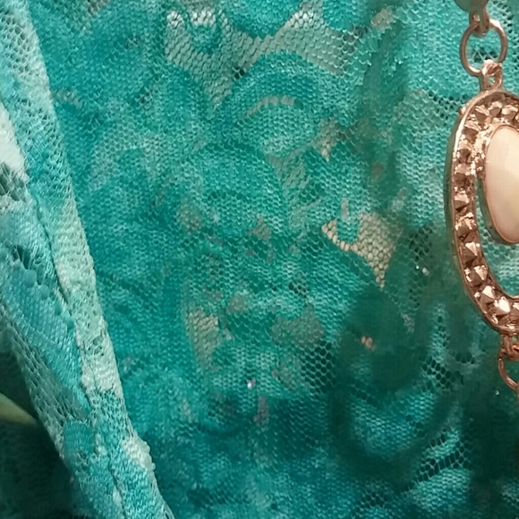 Top - Picture 3 of 3