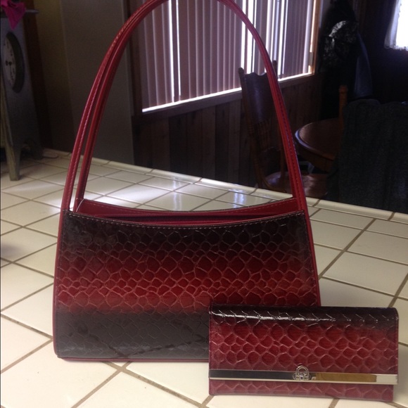 Handbag and wallet set