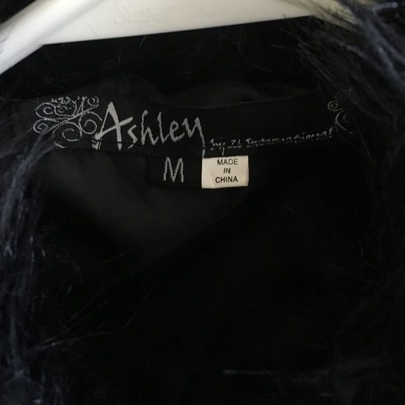 Crop jacket with faux fur - Picture 2 of 3