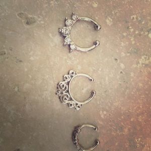 No pierce septum nose rings never used.