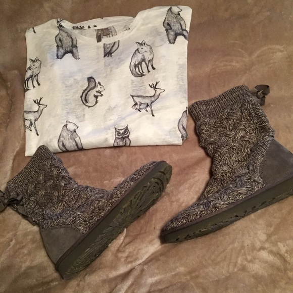 UGG Shoes - Ugg Australia "Isla" boots