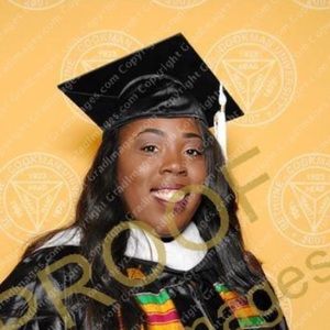 Meet your Posher, Dominique