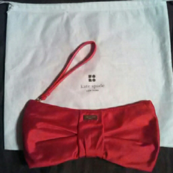 NWOT Kate Spade Bow Wristlet