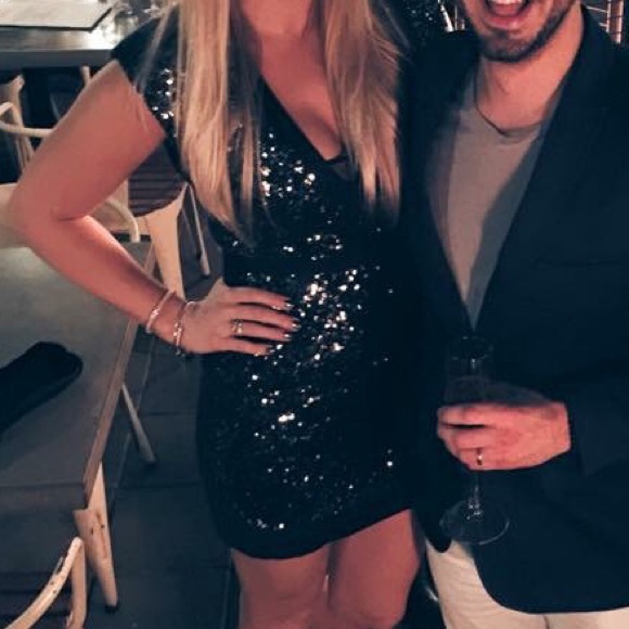 French Connection Sequin Dress - Picture 4 of 4