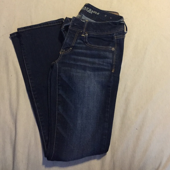 NWOT AE kick boot jeans