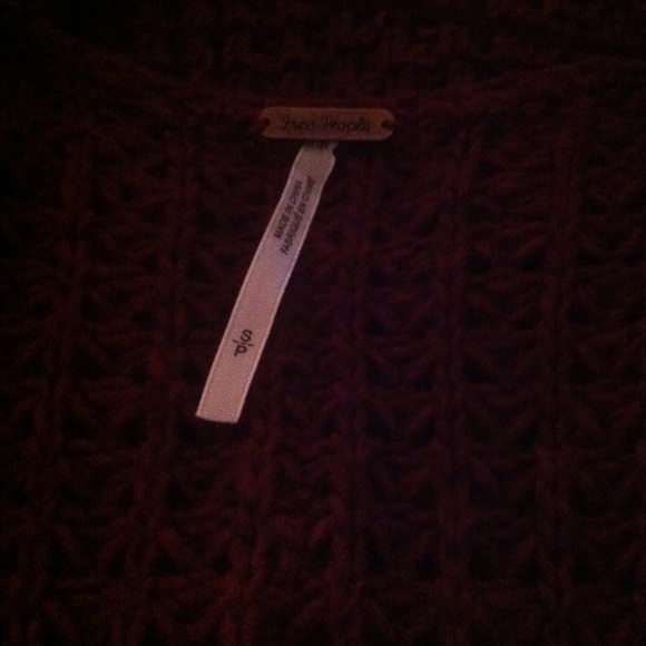 **SOLD**FREE PEOPLE Oversized Cardigan - Picture 3 of 3