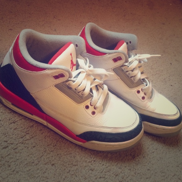Jordan 3s