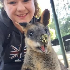 Meet your Posher, Catie