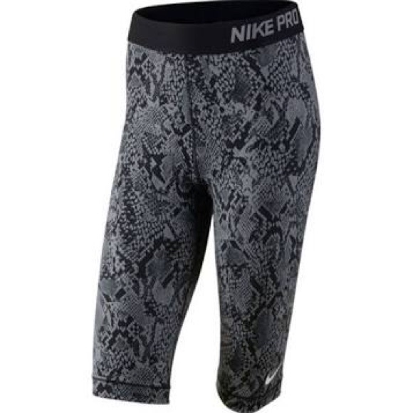 Nike Women's Pro Vixen 11" Dri-Fit Shorts