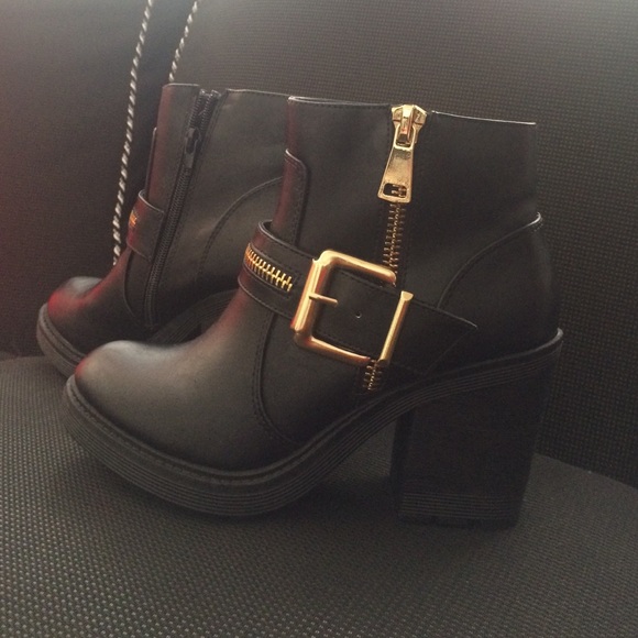 Lovely Booties