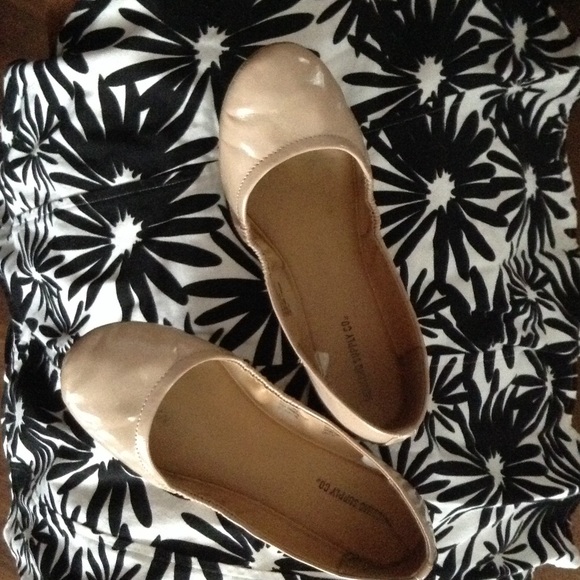 Mossimo supply ballet flats