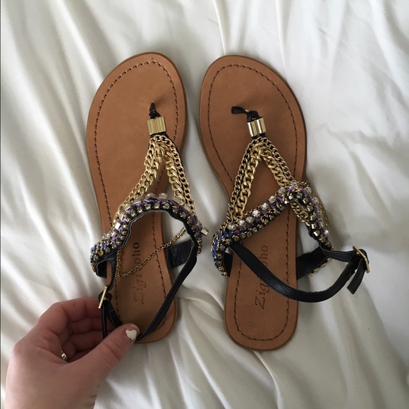 Beautiful strappy sandals black with gold hardware