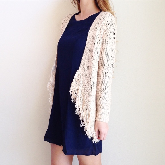 LAST ITEM fringe cardigan - Picture 2 of 4