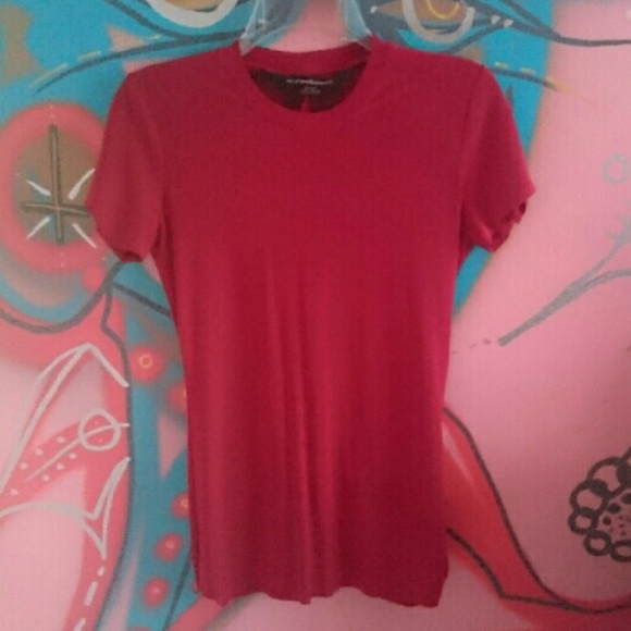 Norma Kamali red short sleeve shirt