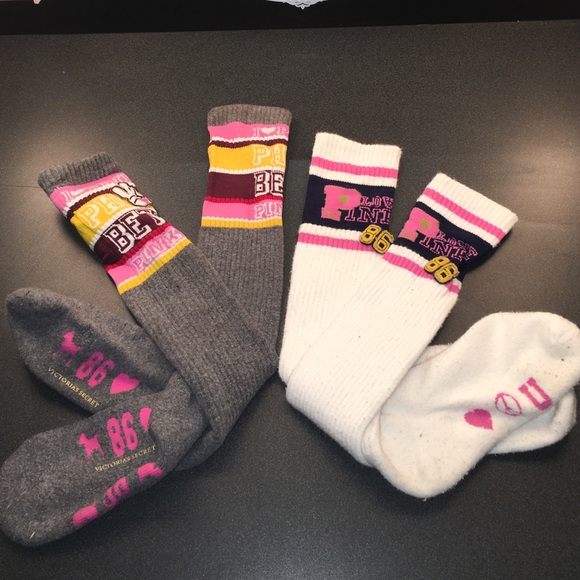 2 pairs of pink socks