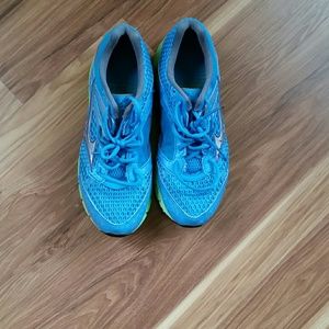 Mizuno Wave Inspiration 9