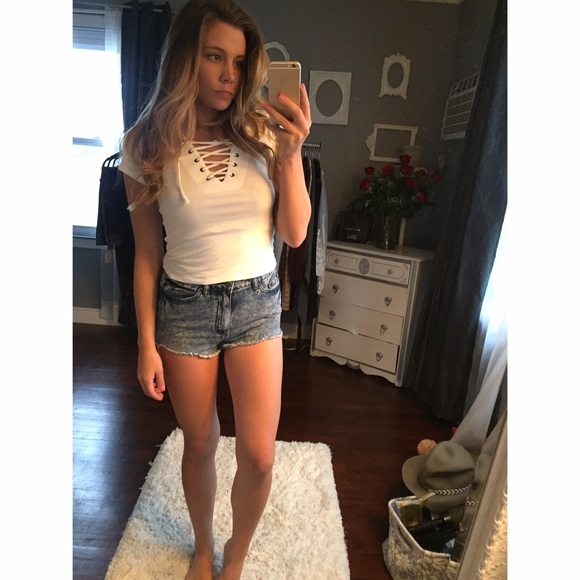 Tie me up top - Picture 3 of 4