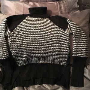 Karen Millen Cotton and wool black/white sweater