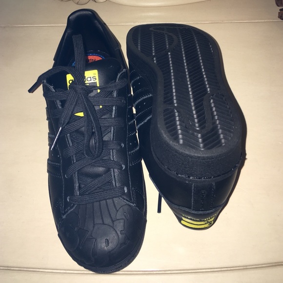 🚫SOLD🚫Adidas x Pharrell Williams superstars - Picture 4 of 4