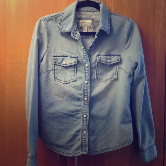 Chambray shirt blue denim button down