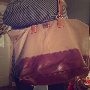 Dooney & Bourke shoulder bag